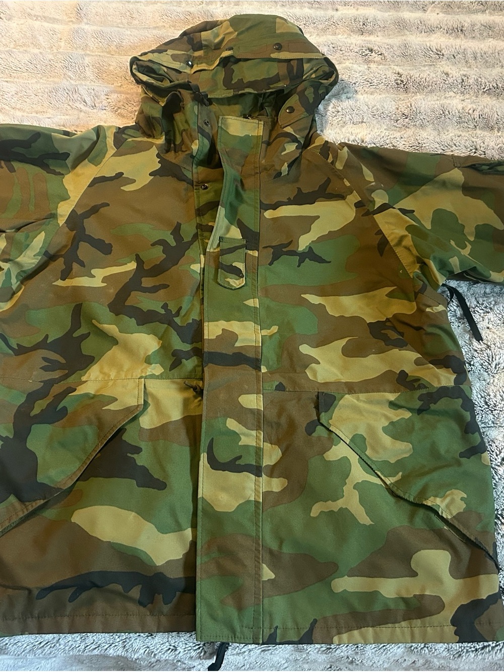 Men’s Large-Regular Woodland Camo Hooded Parka